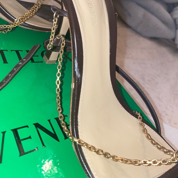 Bottega Veneta sandal heels with chain - Picture 4 of 4